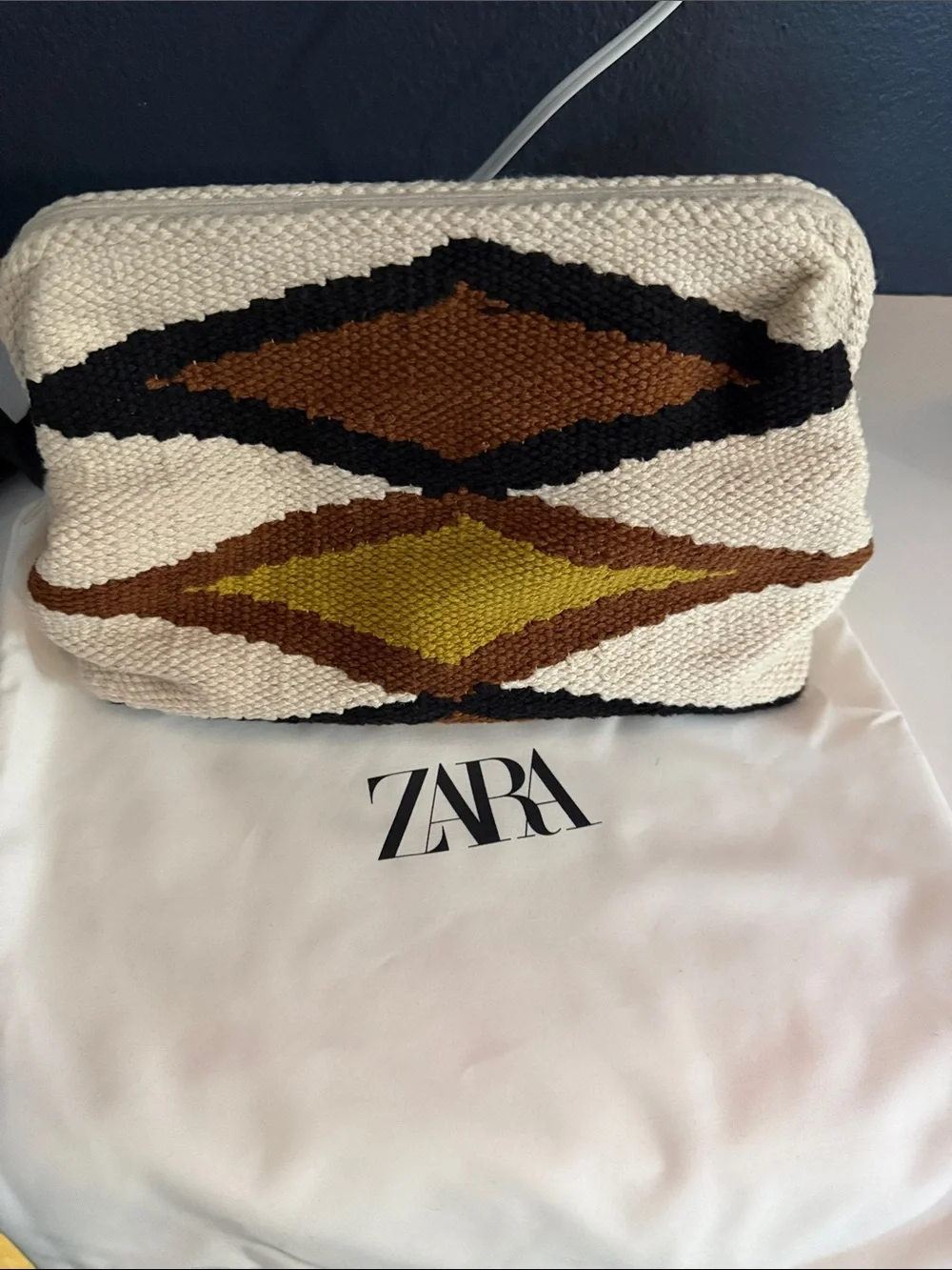 ZARA Cream Woven Cosmetic Pouch with Geometric Pattern